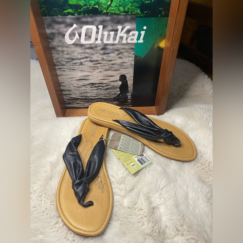 Olukai women's leather sandal